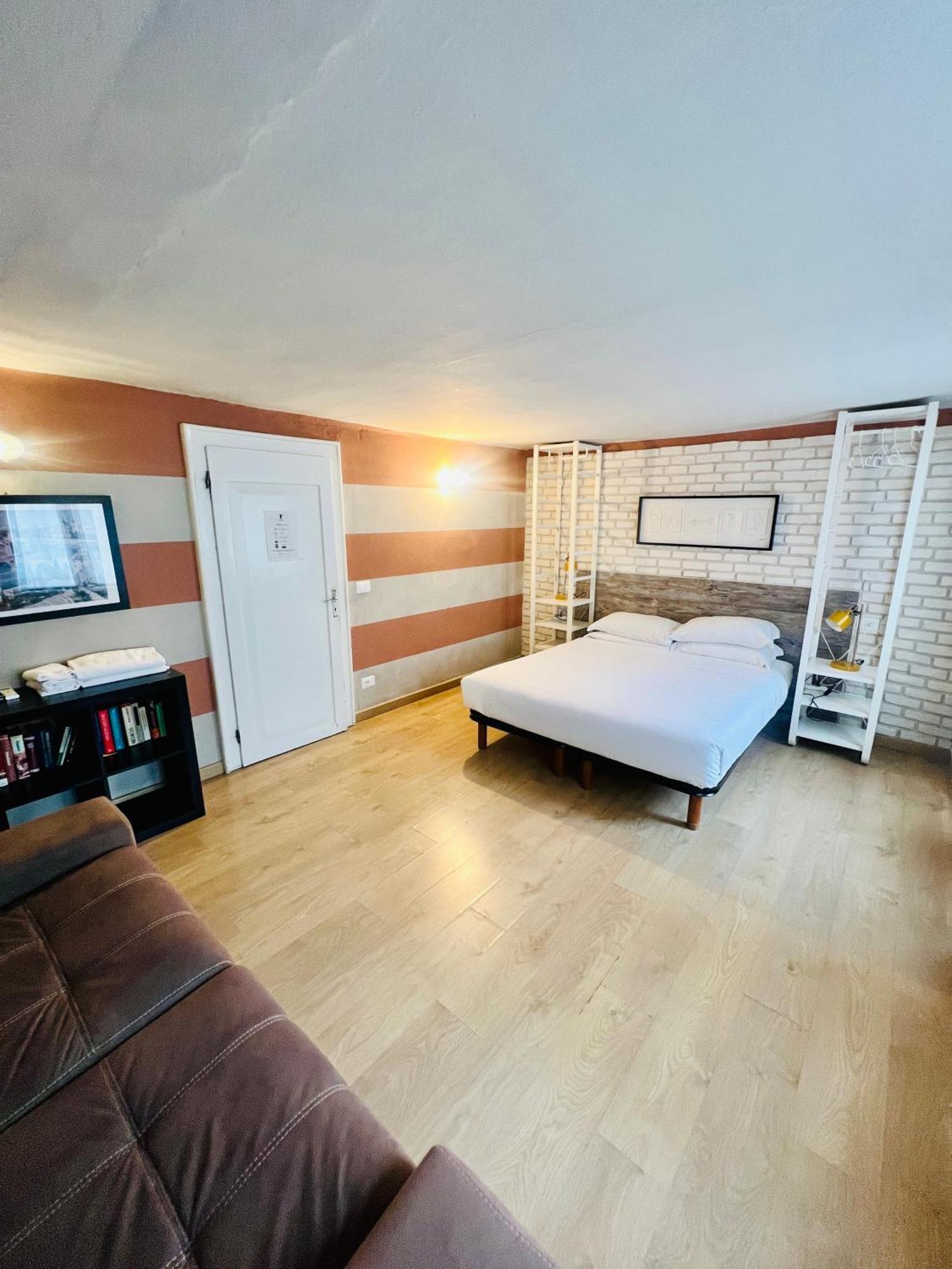 Room Verona Ai Conti Екстериор снимка